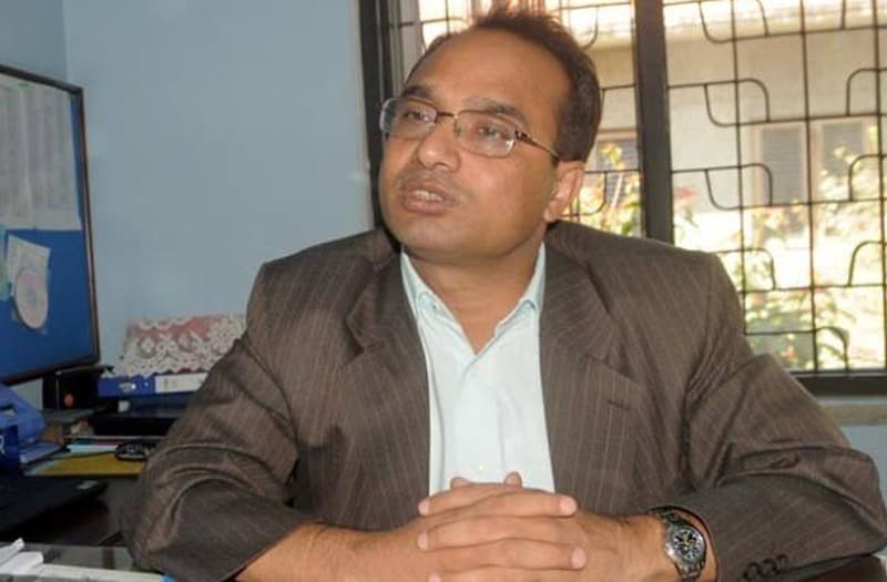 तत्कालीन किष्ट बैंकका प्रबन्ध संचालक कमलप्रसाद ज्ञवाली पक्राउ