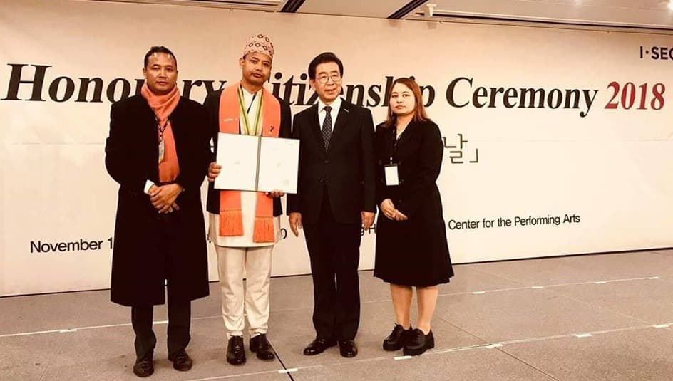 नेपाली युवा क्षेत्रीलाई कोरियन सरकारले दियो मानार्थ कोरियन नागरिकता