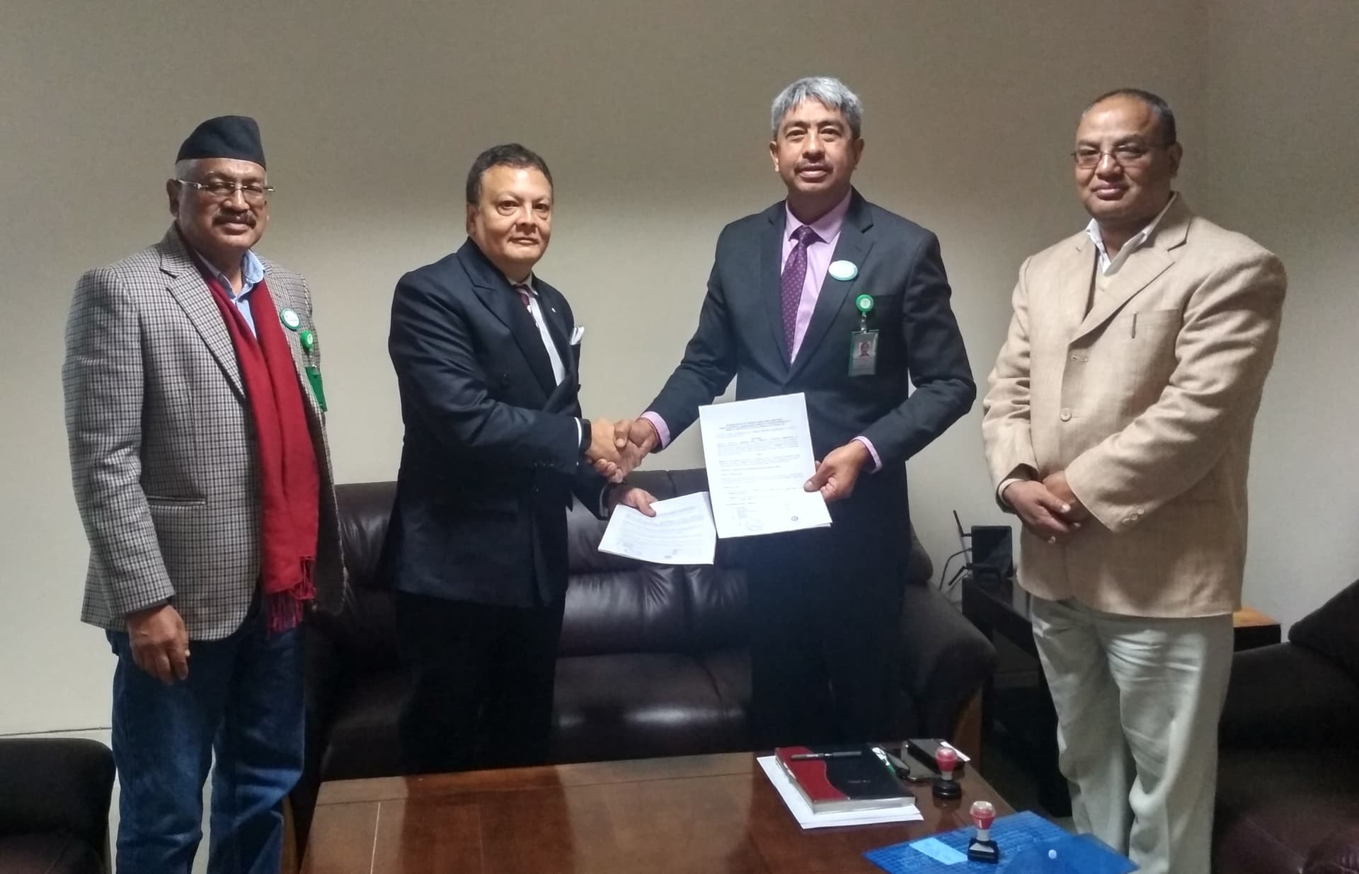हिमालयन बैंक र चिरायू अस्पतालबीच सम्झौता