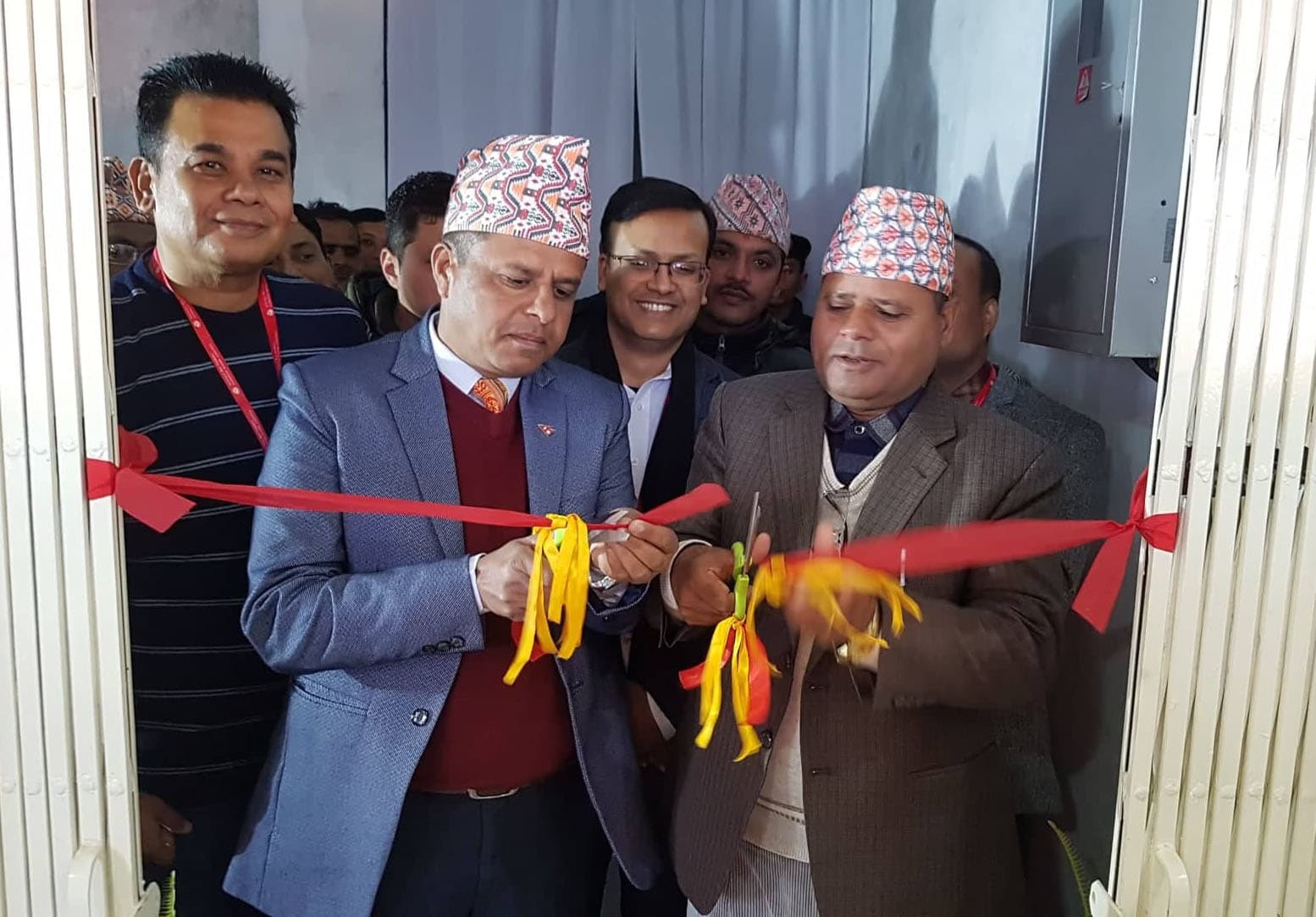 ताप्लेजुङको फुङलिङमा सनराइज बैंकको शाखा विस्तार