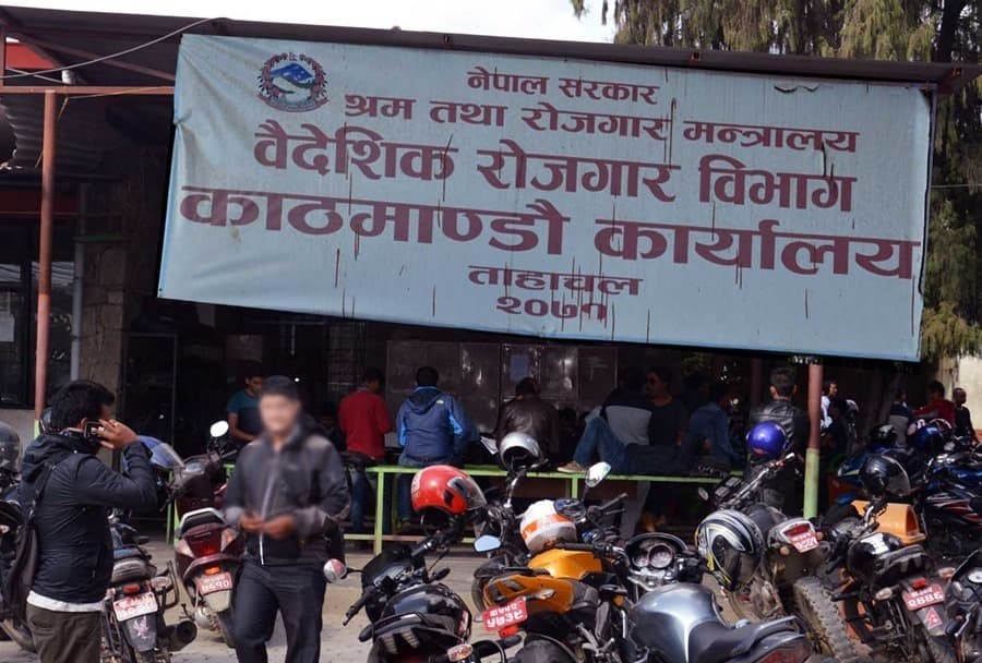 कोरोना त्रास : वैदेशिक रोजगारका लागि सबै देशको अन्तिम श्रम स्वीकृति रोकियो