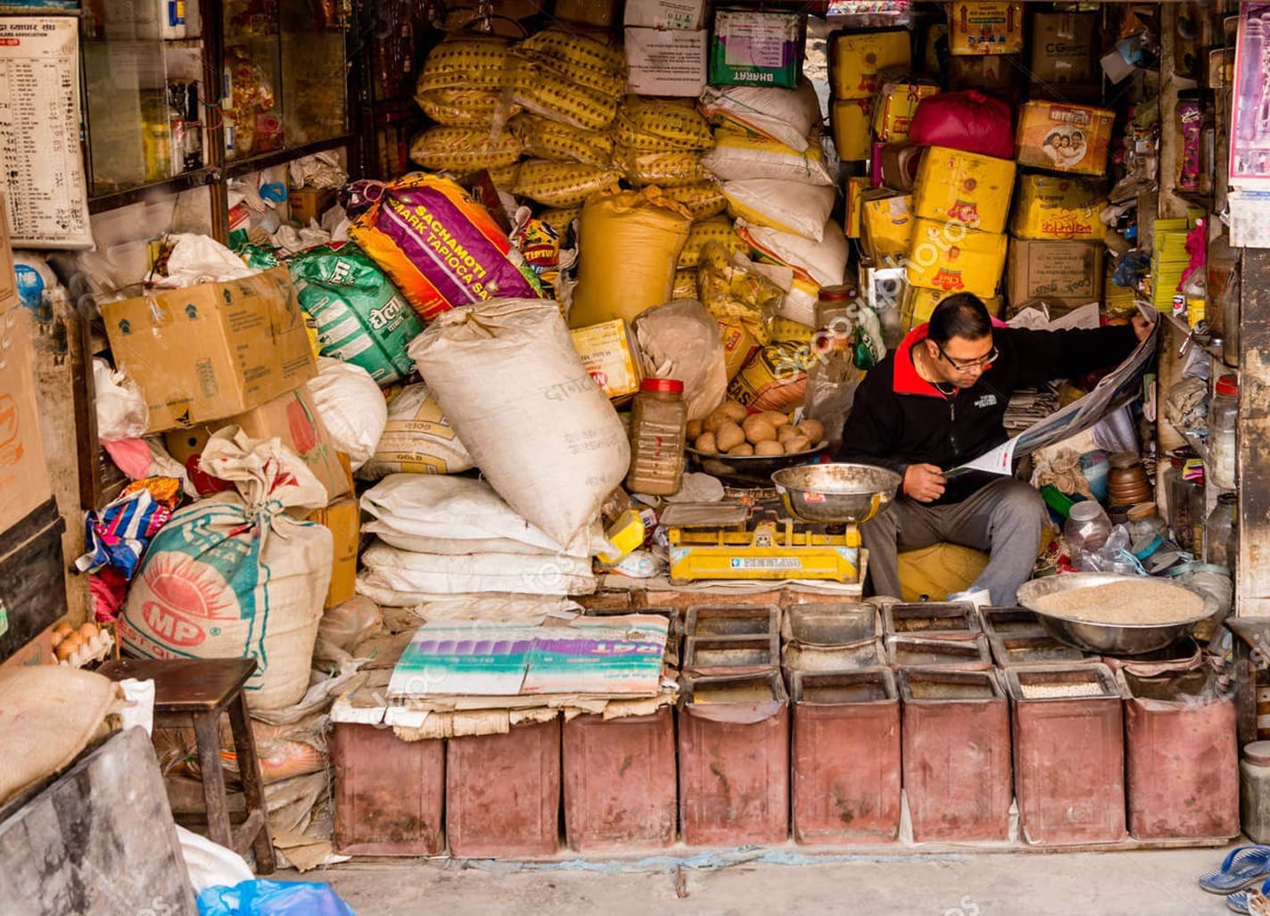 बुधबारबाट खाद्यान्न पसल दिनभर खोल्न पाइने