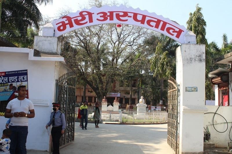 थप ६ जनामा कोरोना संक्रमण : आइतबार मात्र नेपालगञ्जमा १५ जनामा संक्रमण पुष्टि, परीक्षण जारी