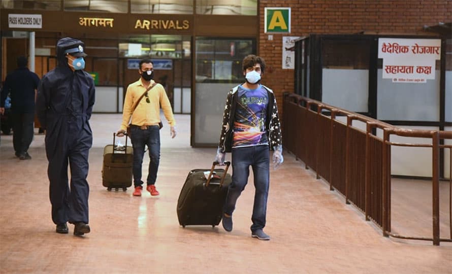 युएईबाट १६८ जना नेपाली लिएर आएको एयर अरेबियाको विमान काठमाडौमा अवतरण भयो