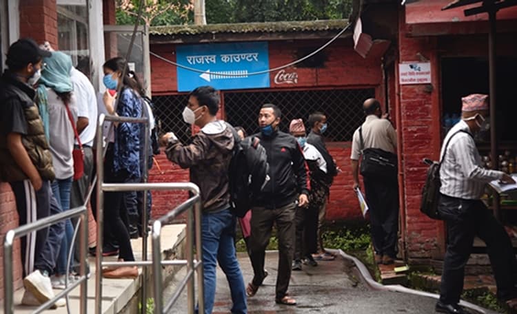 स्वस्फूर्त कर तिर्ने बढेसँगै सरकार उत्साही, नौ दिनमा ३३ अर्ब राजस्व संकलन
