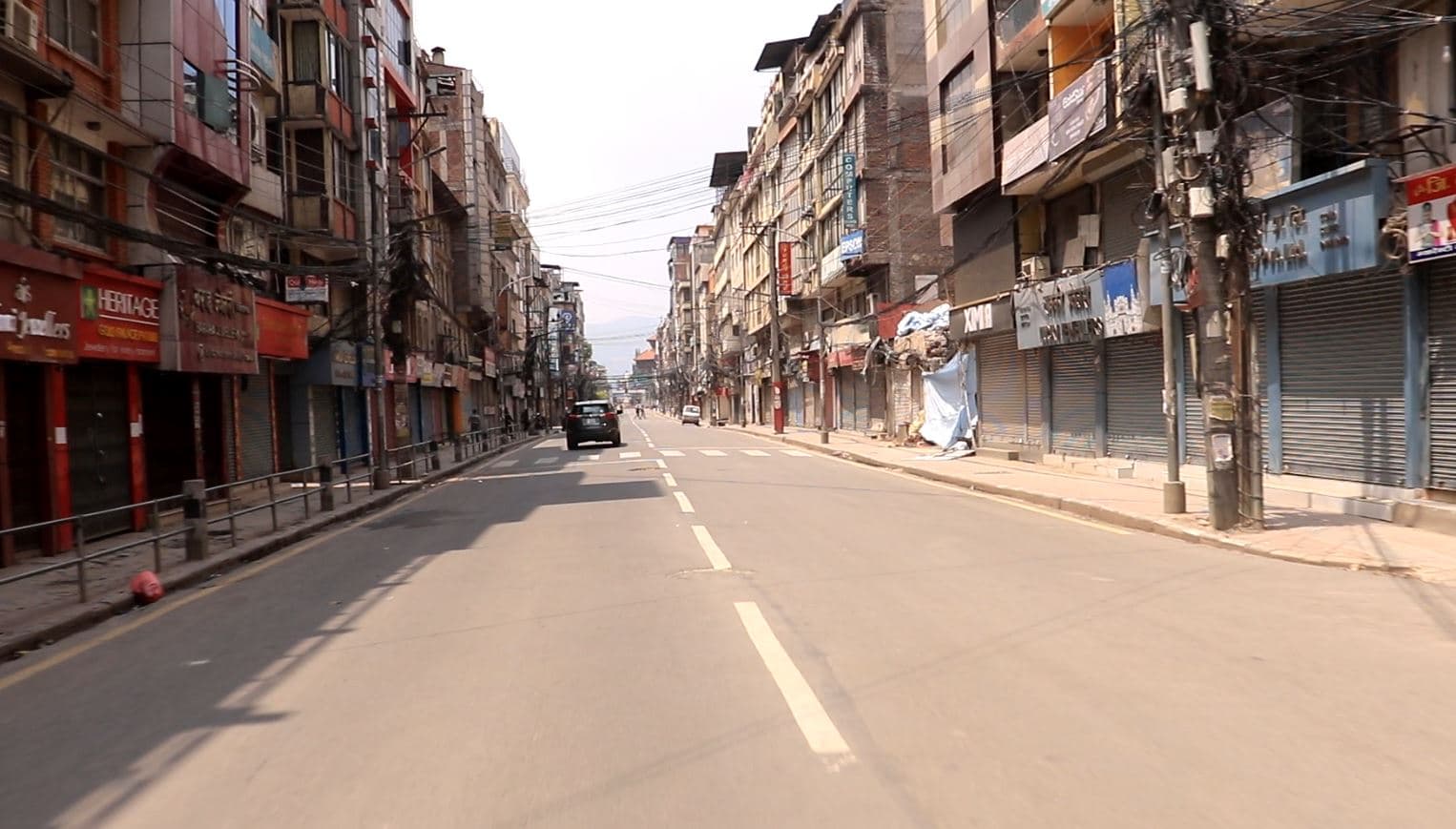 लकडाउनकैबीचमा काठमाडौ उपत्यकाका व्यापारीहरुले विहान ११ बजेसम्म् सबै पसल खोल्ने