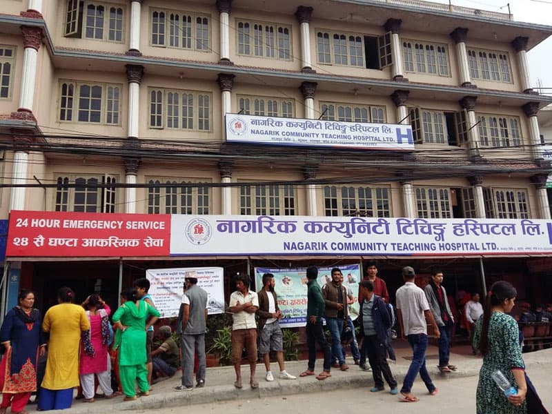 भक्तपुरको गठ्ठाघरमा कोरोना सङ्क्रमित एक महिलाको मृत्यु, नागरिक अस्पताल बन्द