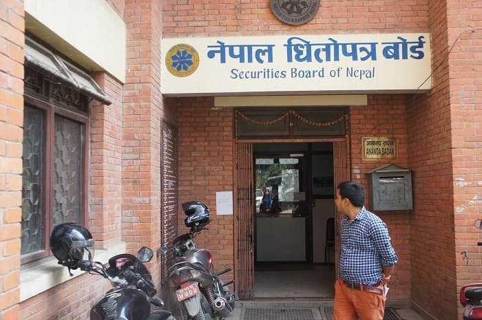 धितोपत्र बोर्डद्वारा ब्रोकर कमिसन कटौती