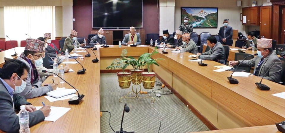 आर्थिक पुनरूत्थान कर्जा लक्षित वर्गमा पु-याउने निर्णय