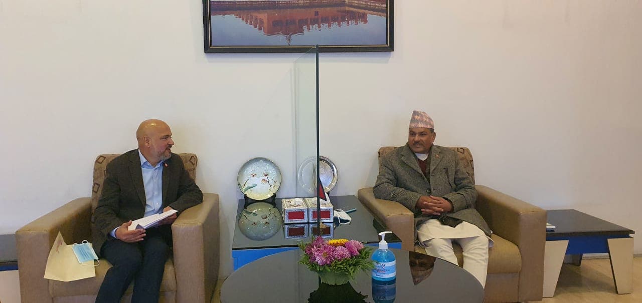 महासंघ प्रतिनिधिमण्डलद्वारा राष्ट्र बैंकका गभर्नर समक्ष भेटवार्ता, ७ बुँदे माग प्रस्तुत