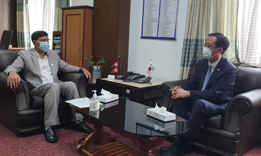 भाषा परीक्षा उत्तीर्ण गरी रोकिएका युवालाई कोरिया लैजाने कोरियाली राजदूतको आश्वासन