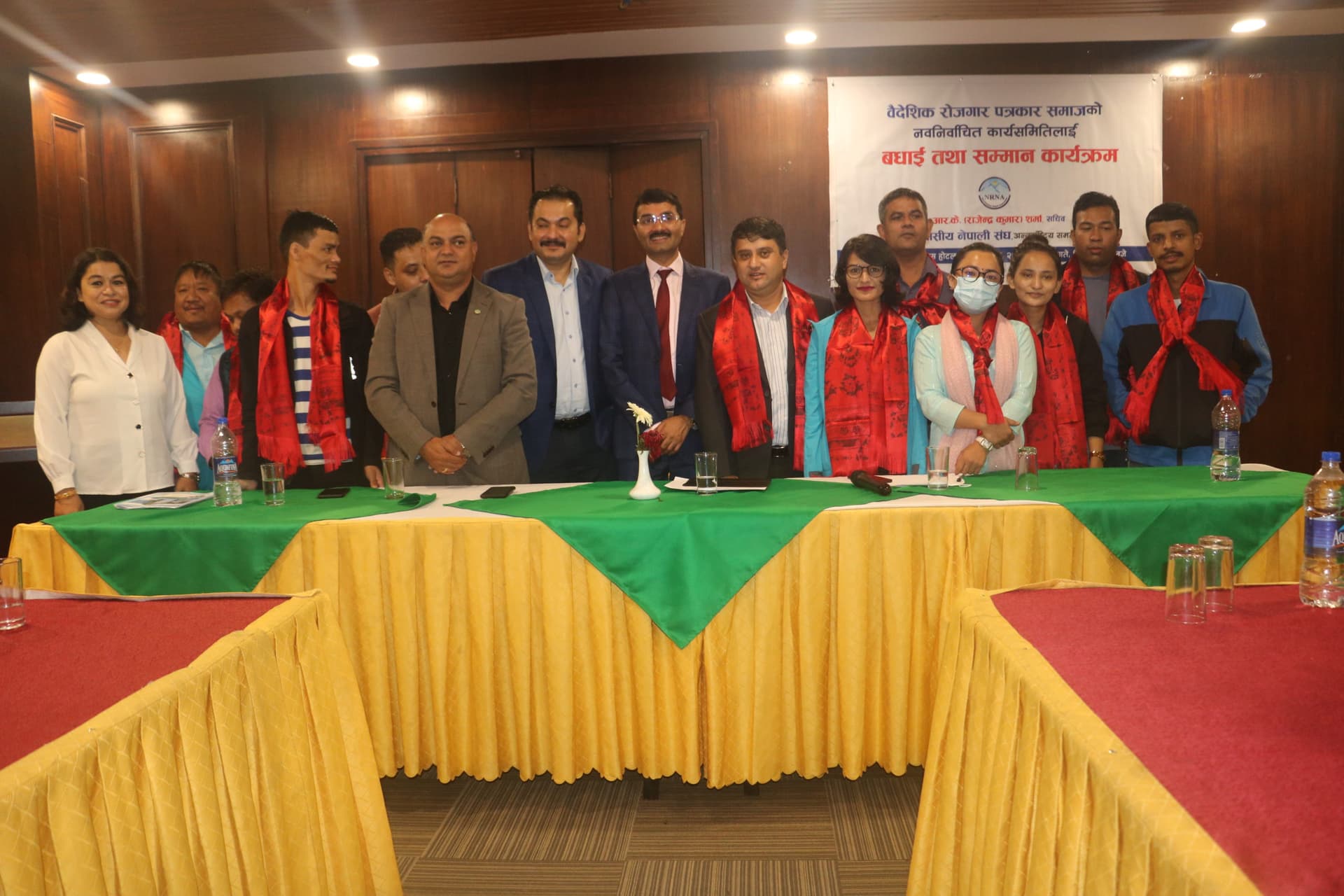 एनआरएनएद्वारा वैदेशिक रोजगार पत्रकार समाजको नवनिर्वाचित कार्यसमितिलाई सम्मान