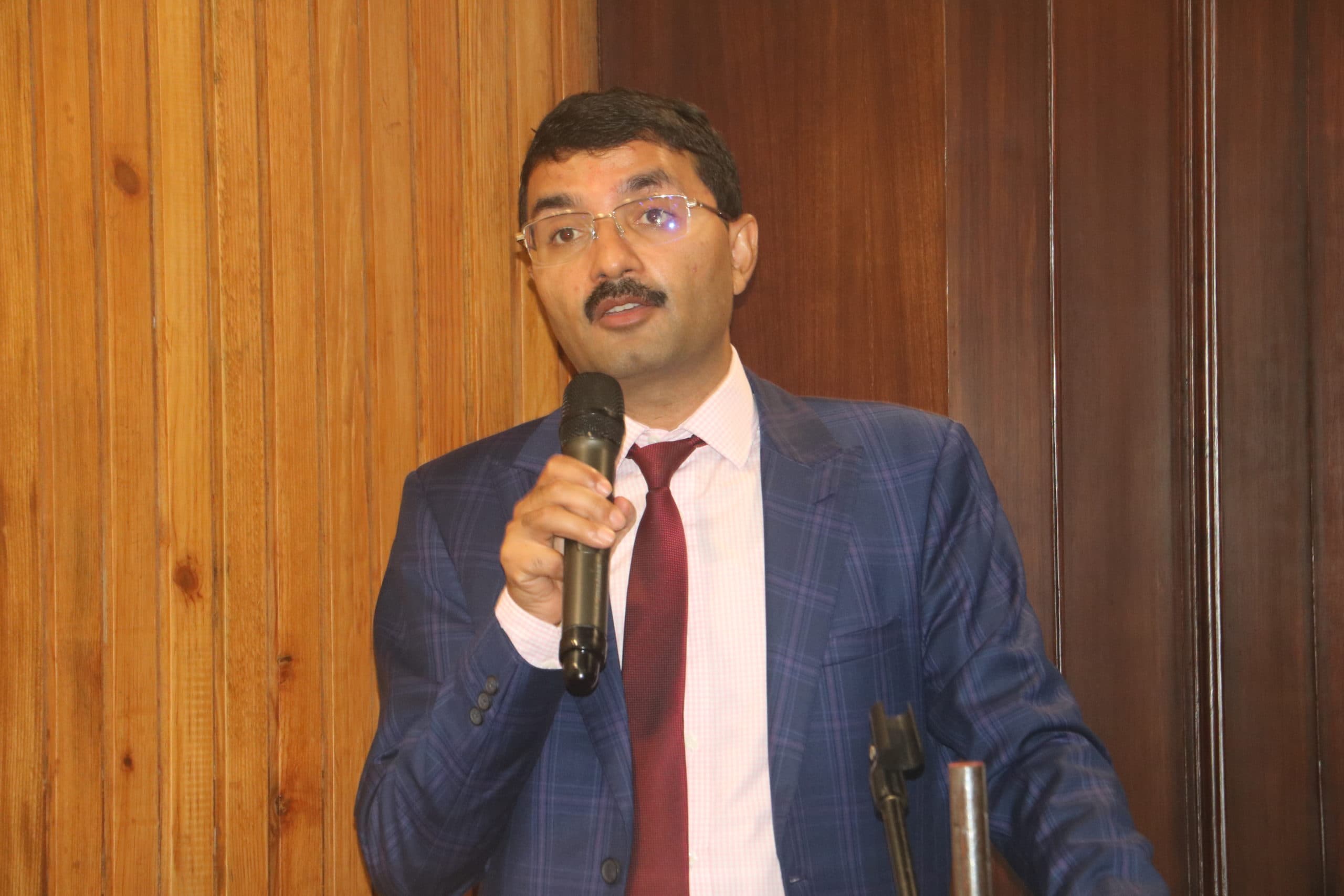 एनआरएनएद्वारा वैदेशिक रोजगार पत्रकार समाजको नवनिर्वाचित कार्यसमितिलाई सम्मान