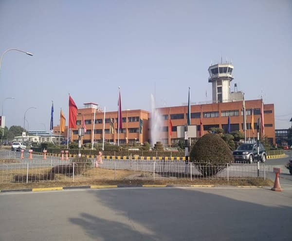 पर्यटकलाई ‘अन अराइभल भिसा’ का लागि नगद डलर नै बोक्नुपर्ने प्रावधान खारेज