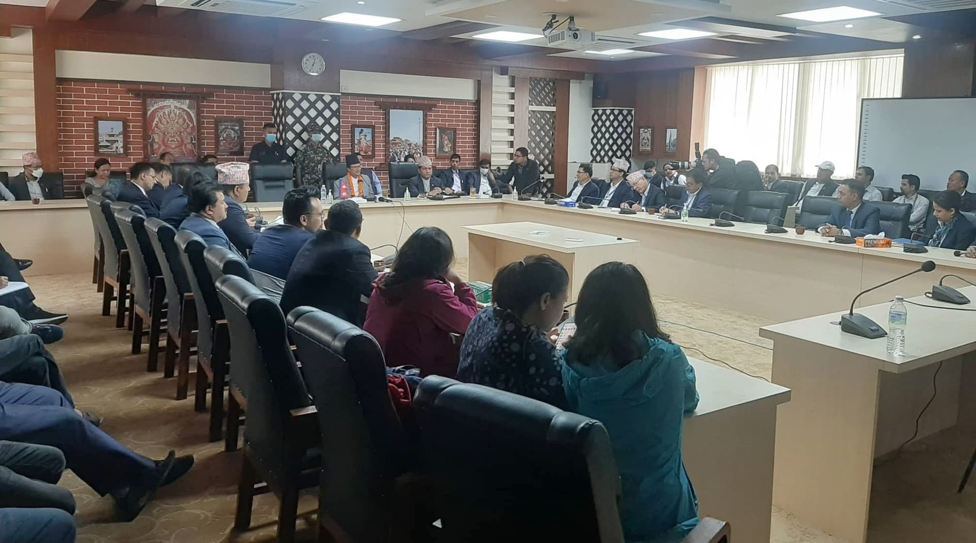 ‘३ हप्ताको प्रसव पीडापछि मन्त्री भएर आइयो, सम्मानजनक काम गरेर फर्किन्छु’ -श्रममन्त्री कुँवर