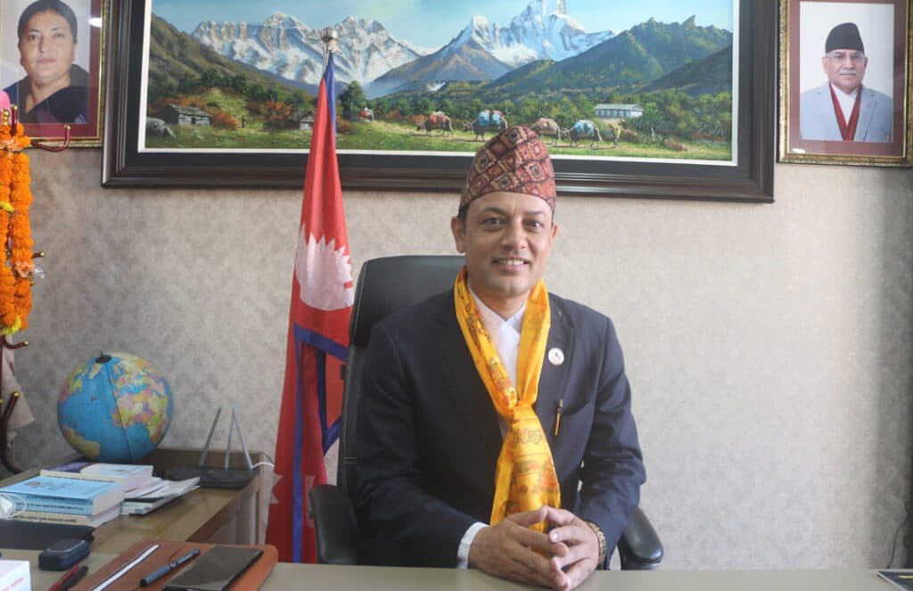 स्वदेशमै रोजगारी सिर्जनालाई प्राथमिकता दिन्छौ : नवनियुक्त श्रममन्त्री अर्याल