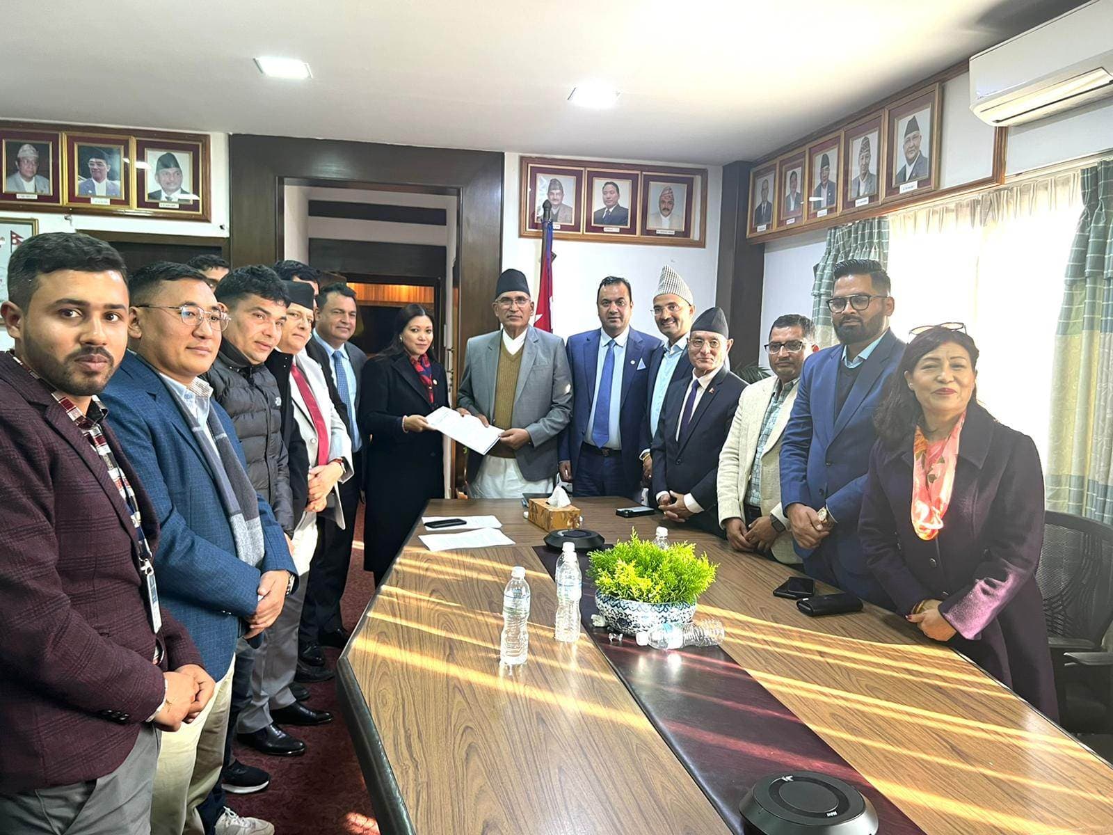 ‘गैरआवासीय नेपालीको लगानी भित्र्याउन छुट्टै संयन्त्र बनाई छलफल गरौ’ -अर्थमन्त्री पौडेल