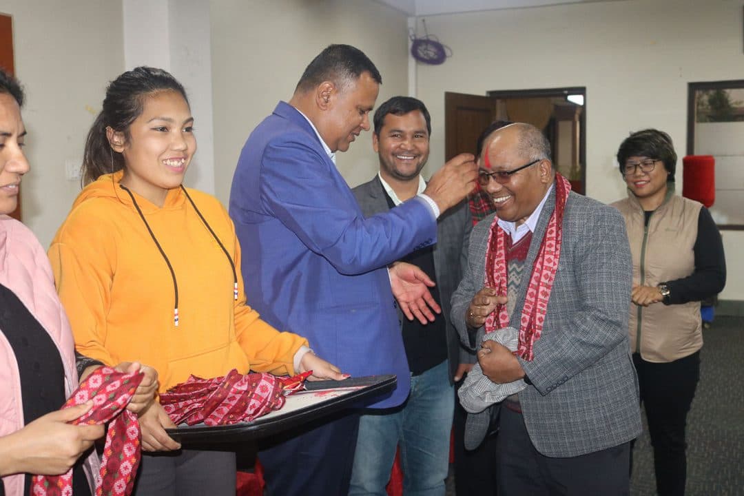 प्रगतिशिल मञ्चद्धारा संघको नवनिर्वाचित कार्यसमितिलाई सम्मान, रोजगार मिडिया सम्मानित (फोटो फिचर)