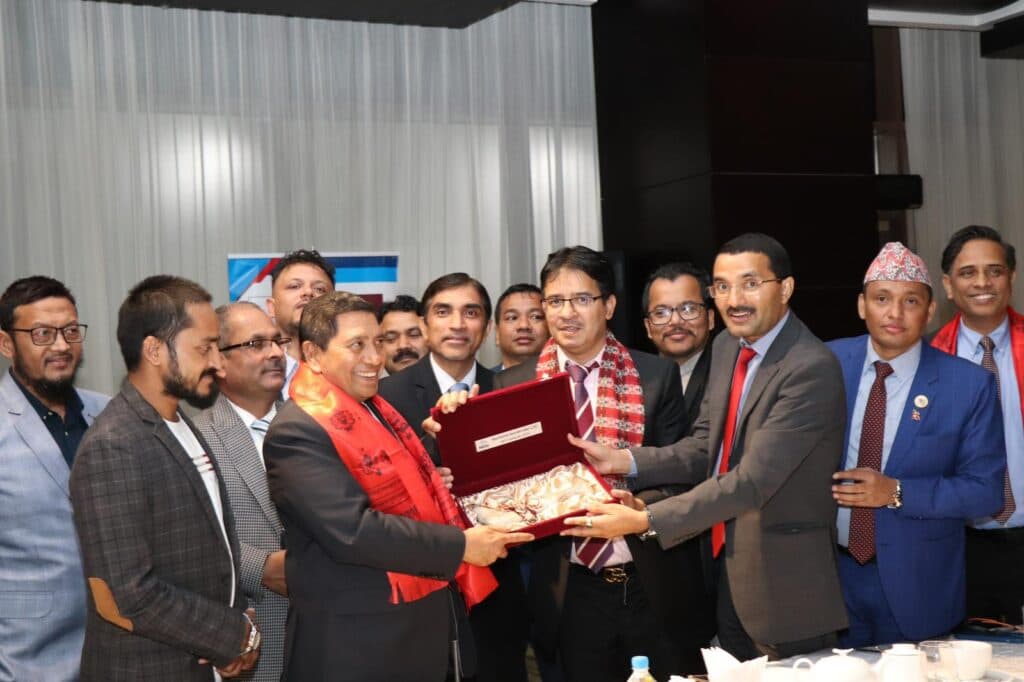नेपाली व्यवसायी संघ कतारले उपप्रधानमन्त्री श्रेष्ठलाई स्वागत गर्दै भन्यो–झण्झटिलो कानूनी प्रकृया हटाऔं