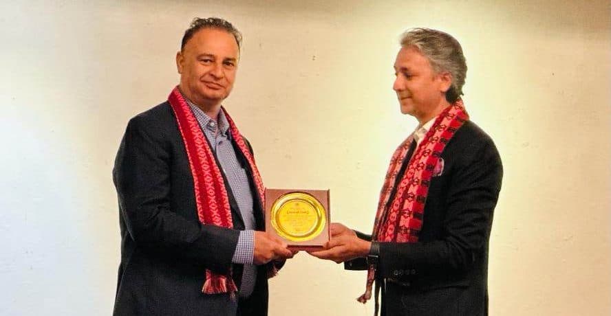 एनआरएनए युएई र एनएबीच एकता, ठाकुर ढुंगानाको नेतृत्वमा नयाँ कार्यसमिति चयन