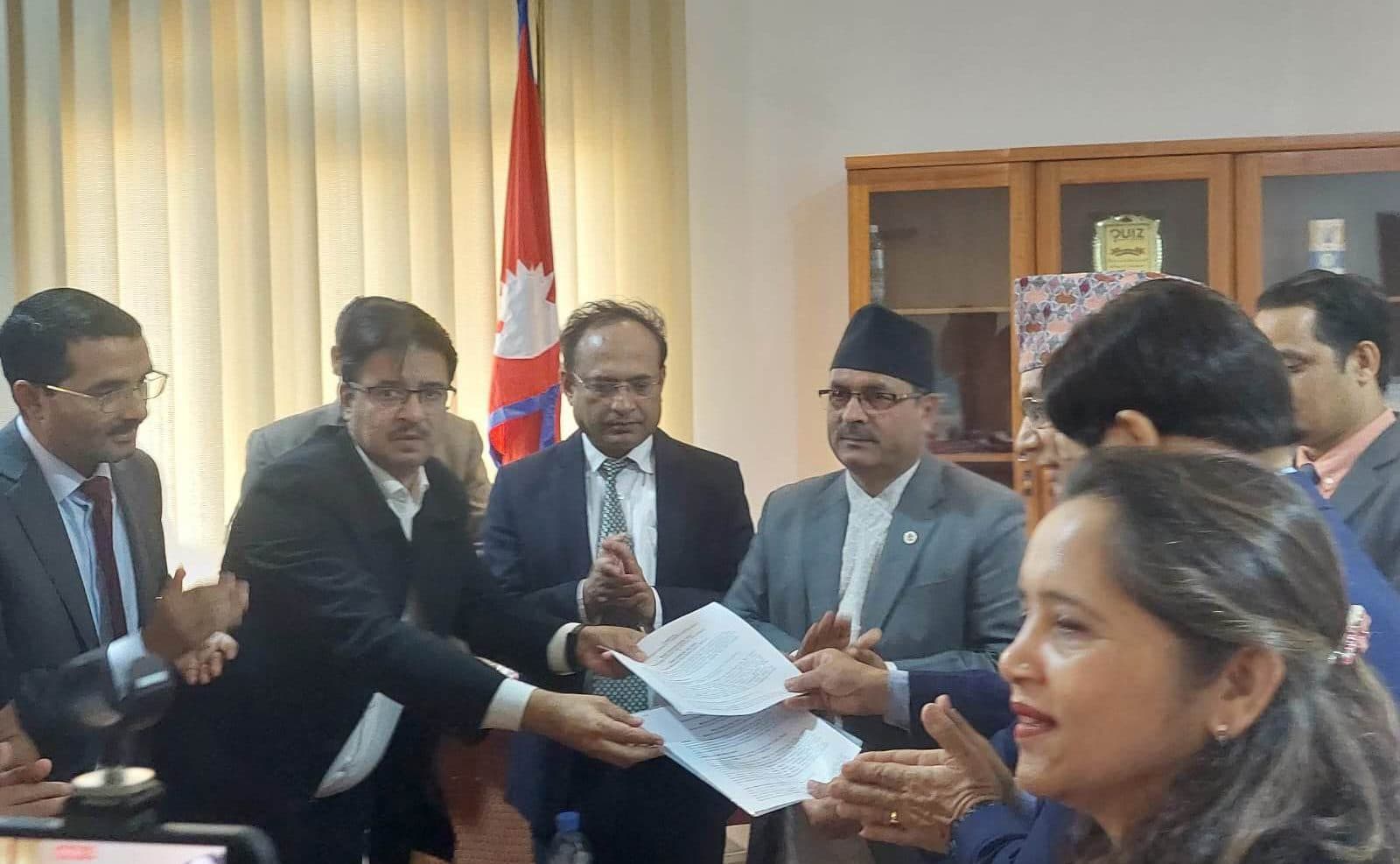 नेपाल व्यवसायी संघ कतार र निर्यात व्यवसायी महासंघबीच १६ बूँदे समझदारी