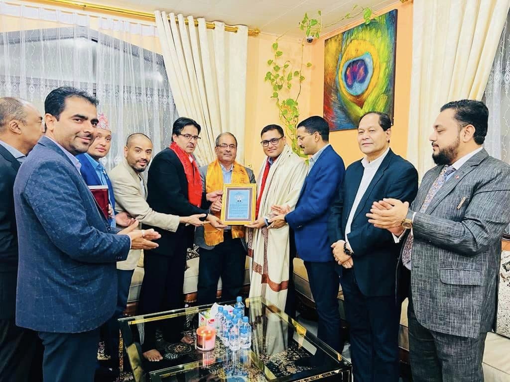 नेपाल ब्यवसायी संघ कतारले गर्यो नियोग उपप्रमुख खनालको सम्मान तथा बिदाई