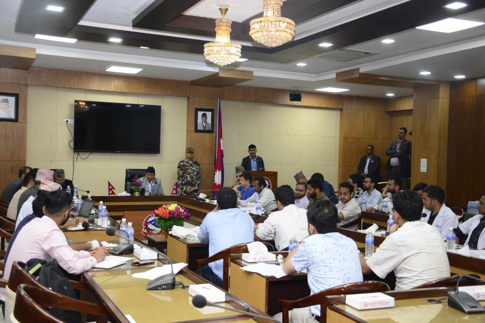 सरकार र चिकित्सकबिच ६ बुँदे सहमति, आन्दोलन फिर्ता