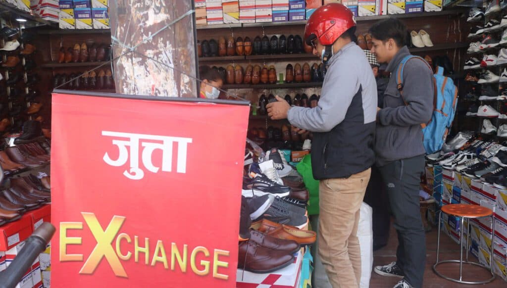जुत्ता एक्सचेञ्जको आकर्षक अफरसहित लाग्यो ‘पद्मोदयमोड जुत्ता एक्सचेन्ज मेला’
