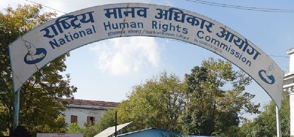 युएईमा बन्धक ५४ नेपाली कामदारबारे मानव अधिकार आयोगको चासो