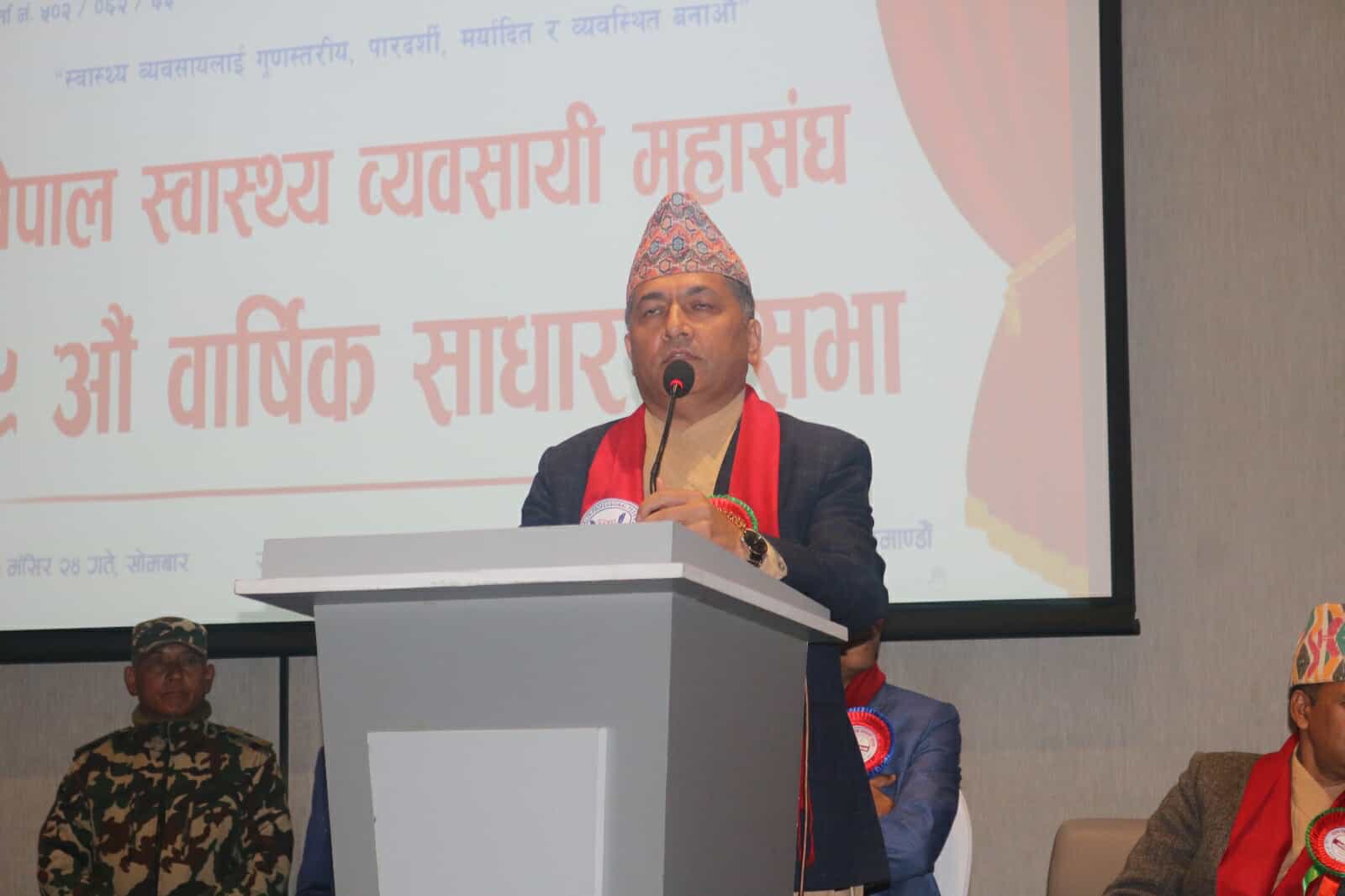 महासंघको अध्यक्षमा पुनः कैलाश खड्का, गुणस्तरीय स्वास्थ्य परीक्षणमा जोड