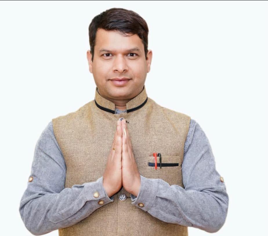 संघको तृतिय उपाध्यक्षमा ‘वैभव’को उम्मेदवारी : अहिलेजस्तै व्यवसायीको मन जित्ने गरी काम गर्ने प्रतिवद्धता