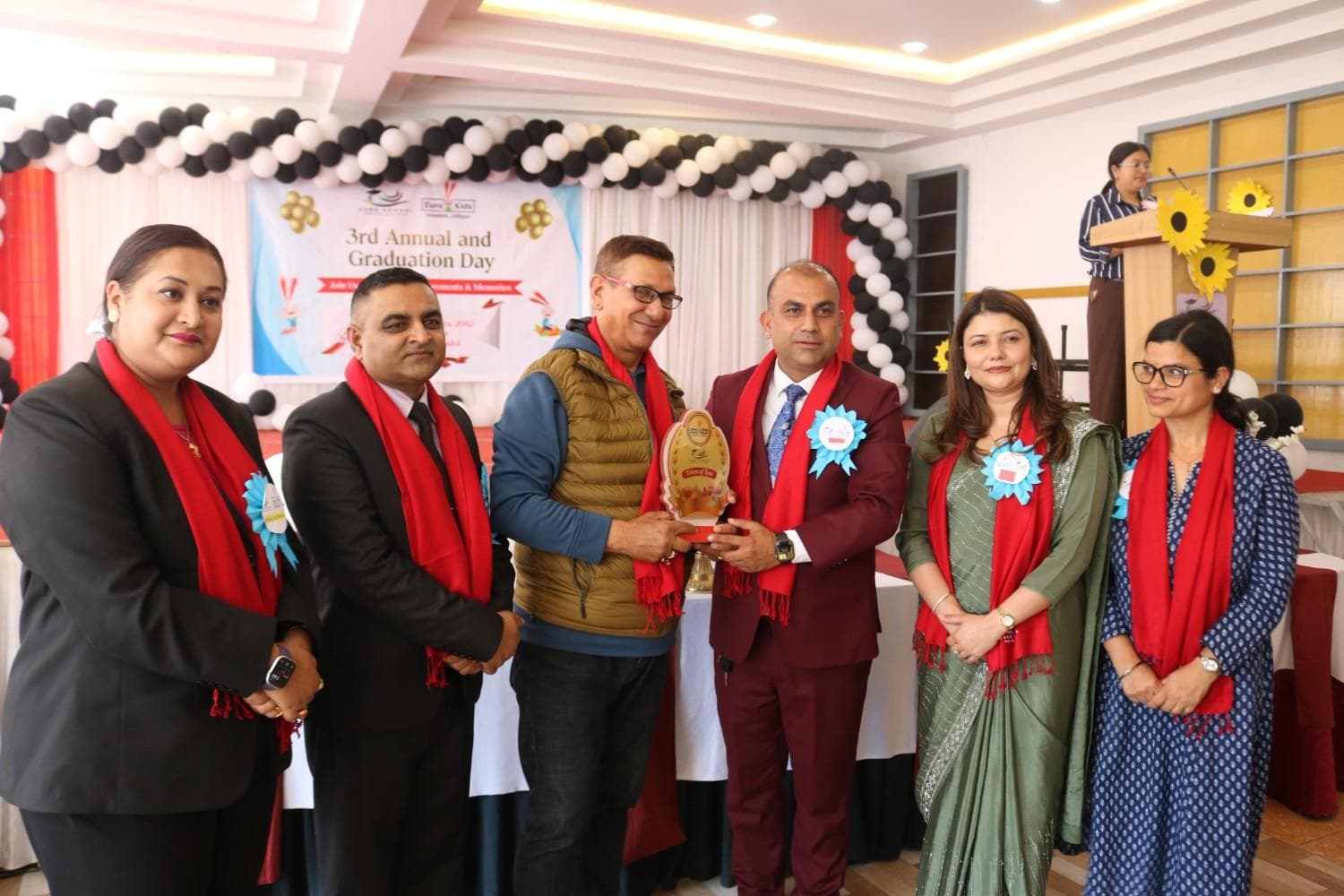 युरो किड्स तथा युरो स्कुल इमाडोलको तेस्रो वार्षिकोत्सव तथा दीक्षान्त समारोह भव्य रुपमा सम्पन्न