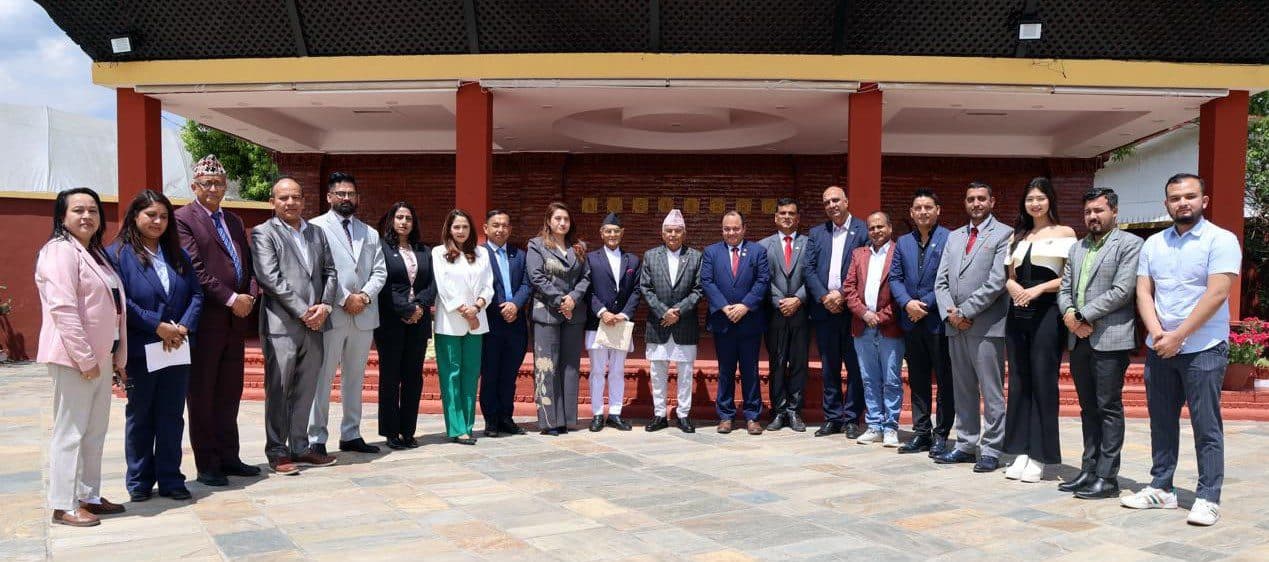 राष्ट्रपति –एनआरएनए भेट : नेपालमा लगानीको लागि आग्रह