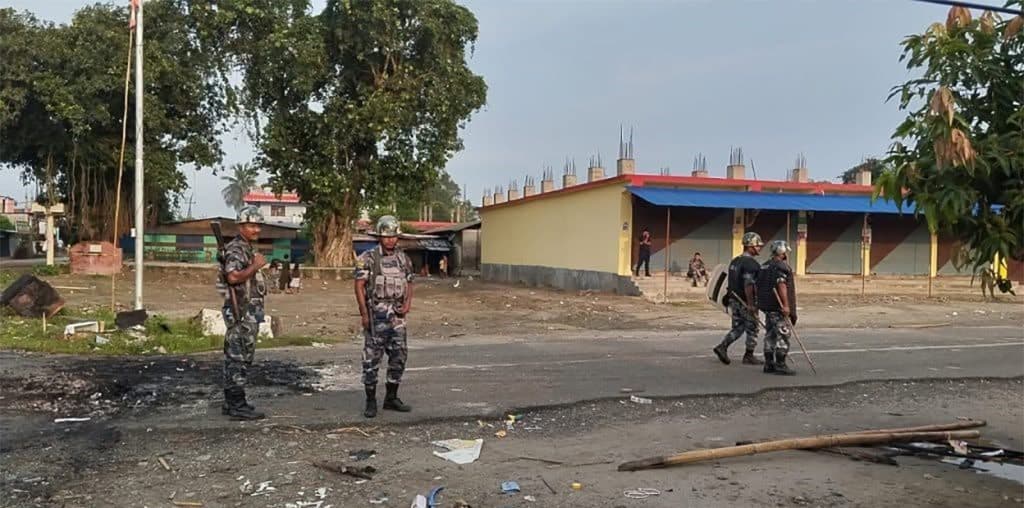 मध्यराती सुनसरीमा झडप : प्रहरीको गोली लागेर एकको मृत्यु, प्रशासनले लगायो कर्फ्यु