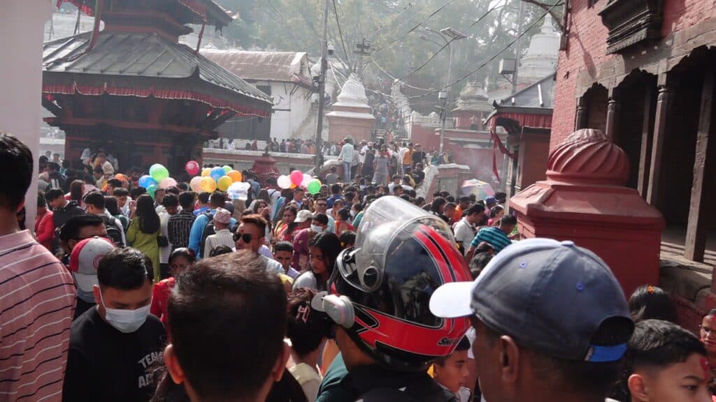 साउनको अन्तिम सोमबारः देशभरका शिवालयमा भक्तजनको घुइँचो