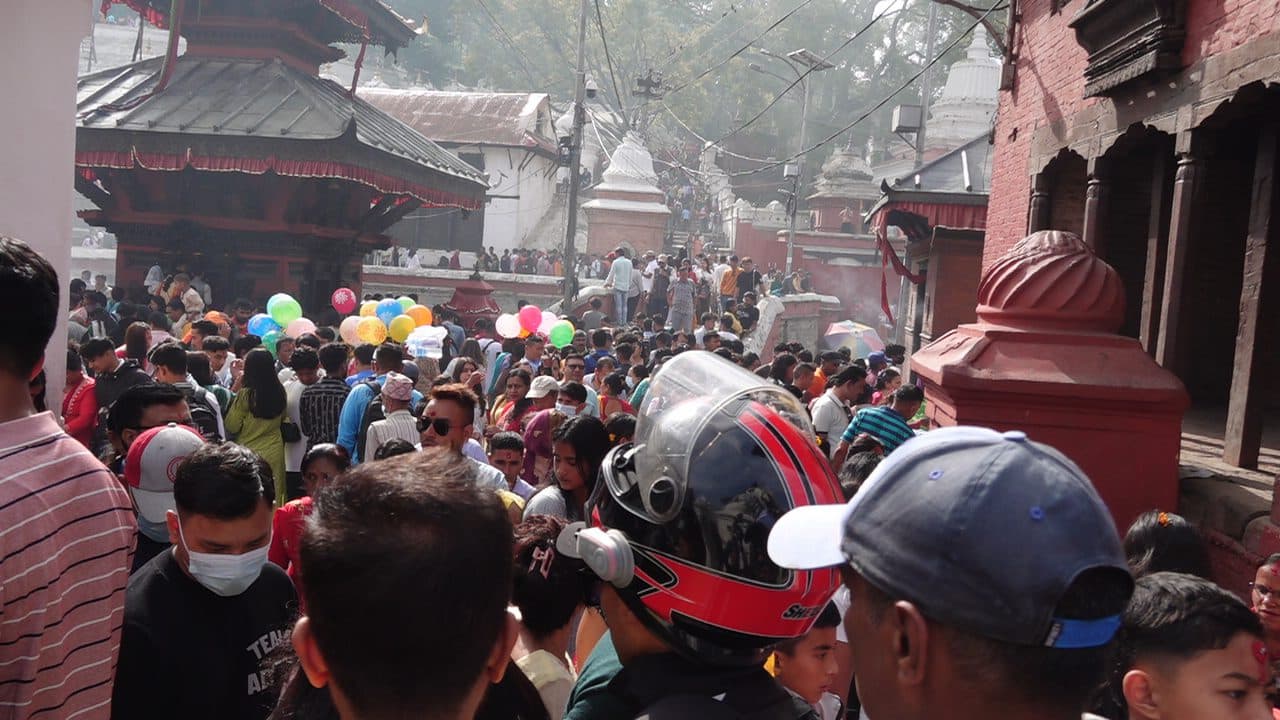 साउनको अन्तिम सोमबारः देशभरका शिवालयमा भक्तजनको घुइँचो