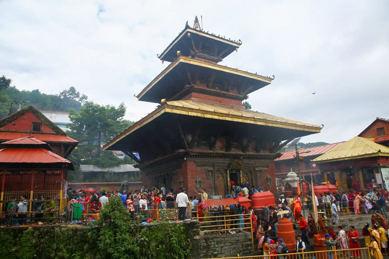 कुशे औँसी : गोकर्णेश्वरमा तर्पण र पिण्डदान गर्ने भक्तजनको घुइँचो (तस्वीरहरुसहित)