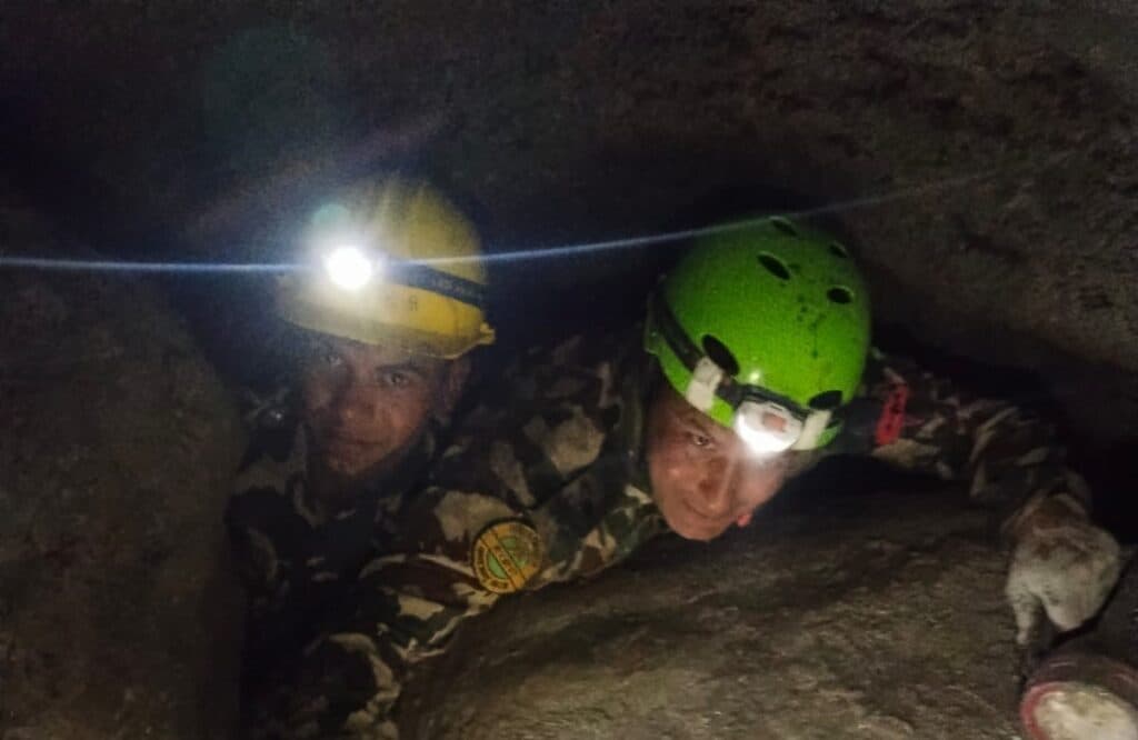 खोज तथा उद्धार कार्य तीव्र, प्रभावित क्षेत्रबाट थप १३ जनाको हवाई उद्धार