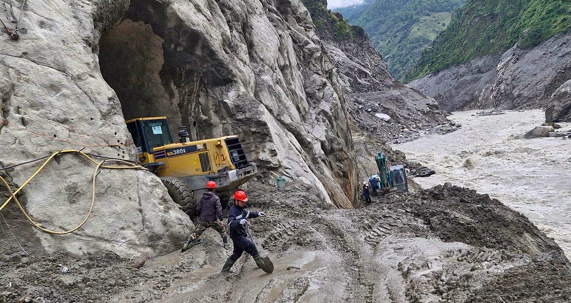 चिलिमे सुरुङबाट लेदो हटाउने काम अन्तिम चरणमा, उद्धारमा अझै २-३ दिन लाग्ने