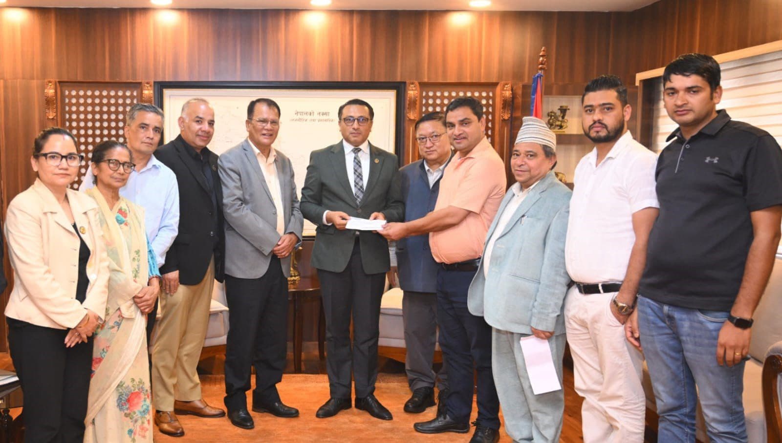कांग्रेसद्वारा राहत कोषमा एक करोड रुपैयाँ आर्थिक सहयोग प्रदान