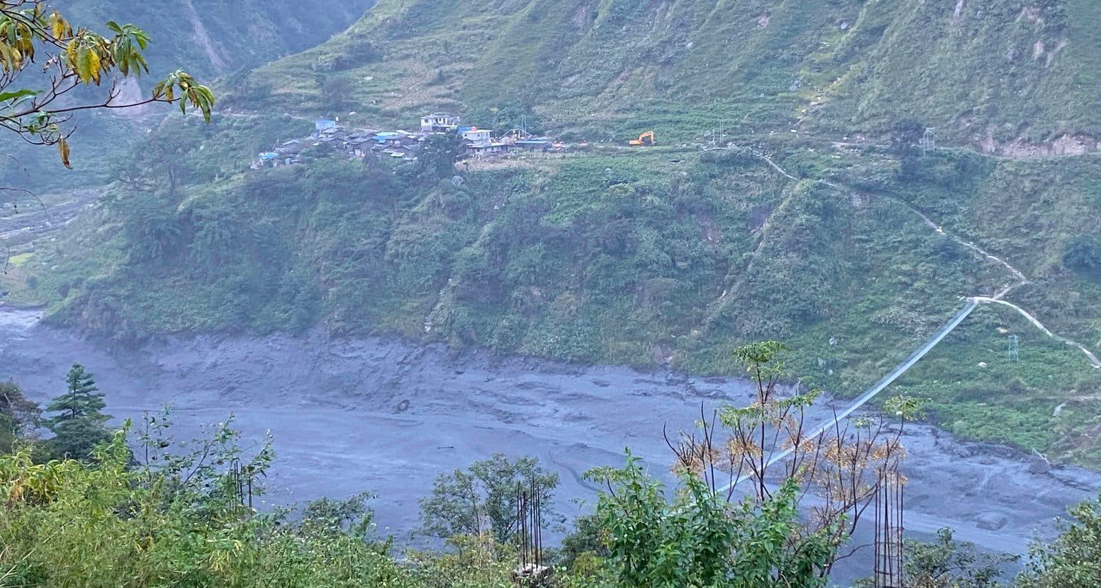 बुढीगण्डकी बाढी : खोज तथा उद्धार कार्यमा नेपाली सेना परिचालन, जगतबाट ६ जनाको हवाई उद्धार