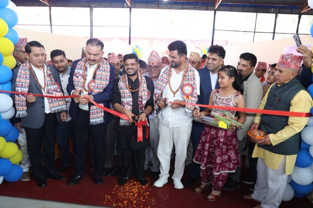 भक्तपुरमा खुल्यो अन्तर्राष्ट्रियस्तरको सीप तालिम केन्द्र ‘एभरेष्ट मल्टी स्किल’, श्रममन्त्री यादवद्वारा उद्घाटन