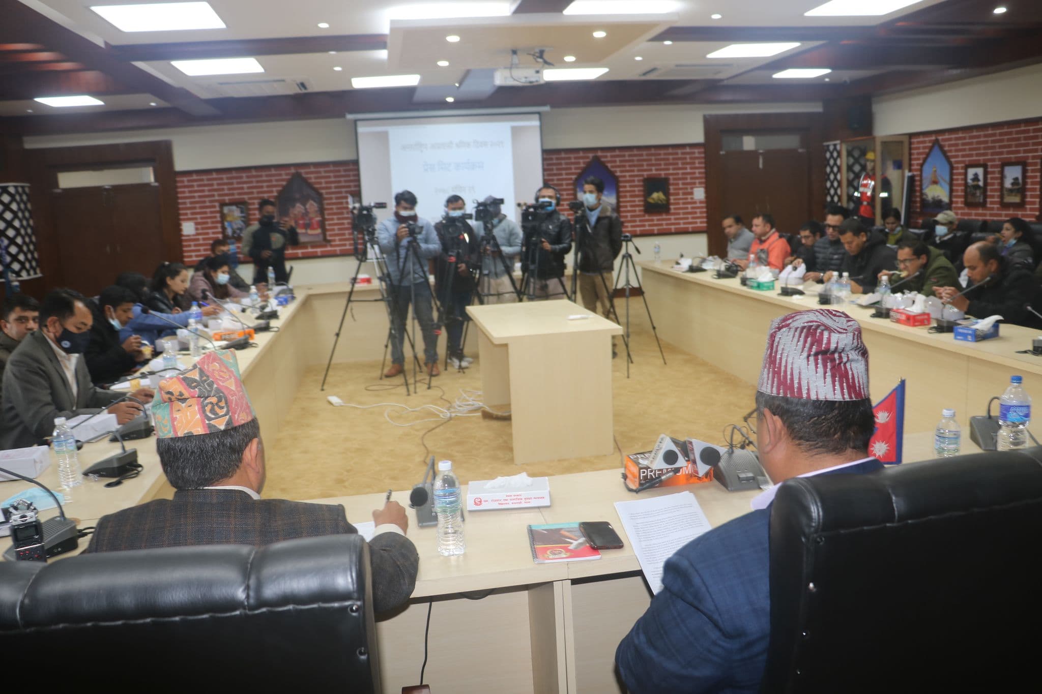 साताव्यापी कार्यक्रम गर्दै अन्तर्राष्ट्रिय आप्रवाशन दिवस मनाइदै (आब्हानपत्रसहित)