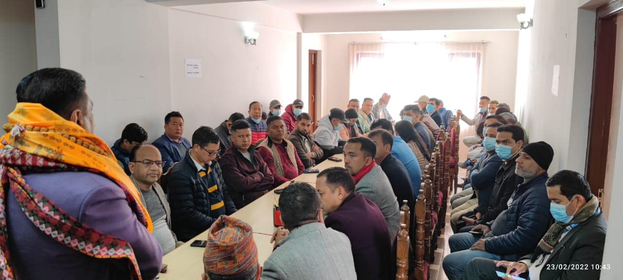वैदेशिक रोजगार व्यवसायी संघको संयोजक तोकिएका ढकालद्धारा पदभार ग्रहण