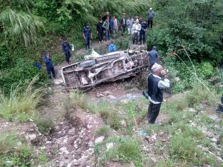 सल्यानमा जीप दुर्घटना अपडेट मृतक ८ जनाको सनाखत