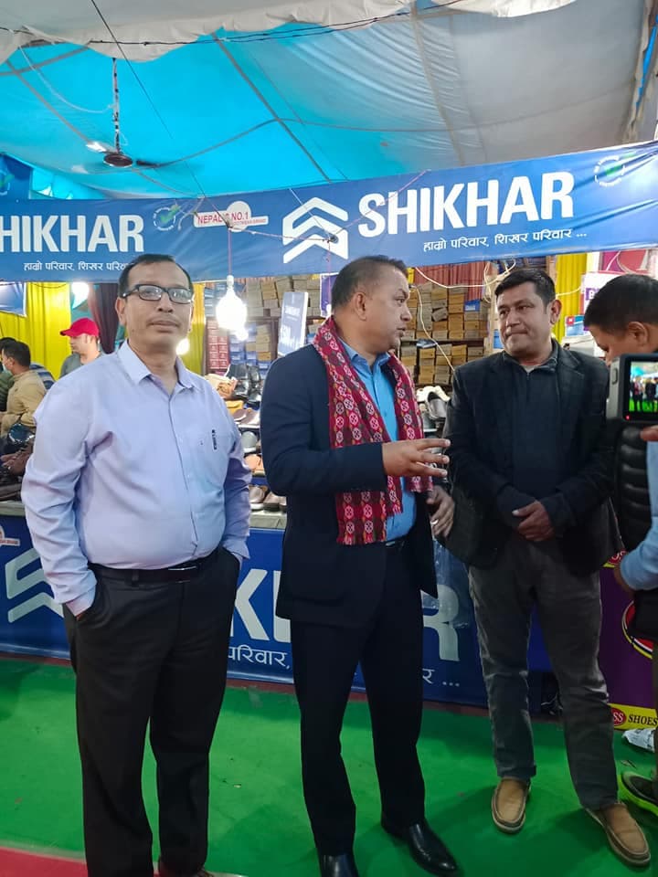 भृकुटीमण्डप जुत्ता मेलामा पूर्वप्रधानमन्त्री ओली पुगेपछि बढ्न थाल्यो आकर्षण