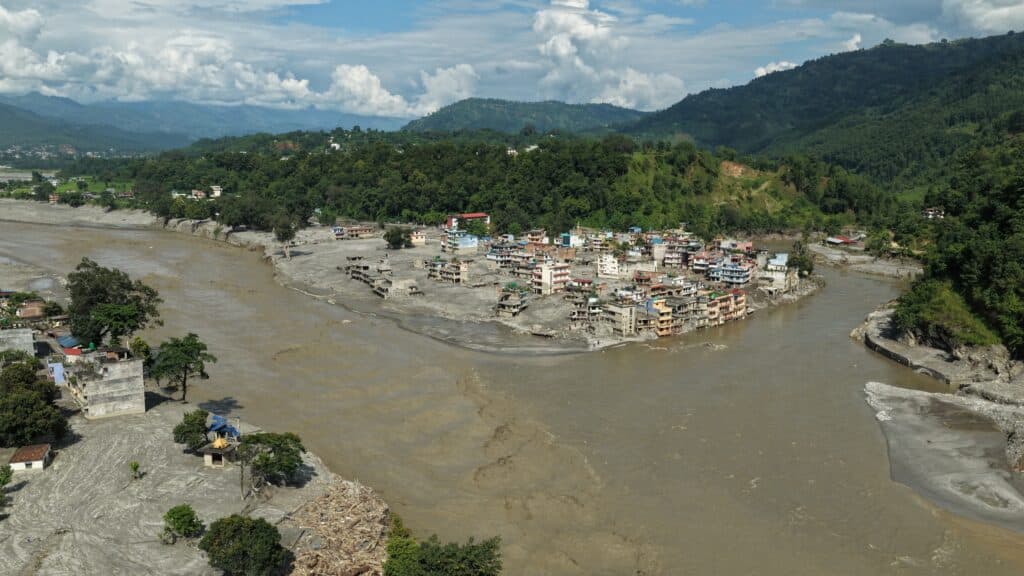 भोटेकोशी बाढी : एक हजार तीन जनाको शव फेला, ११ हजार ८८४ जनाको उद्धार