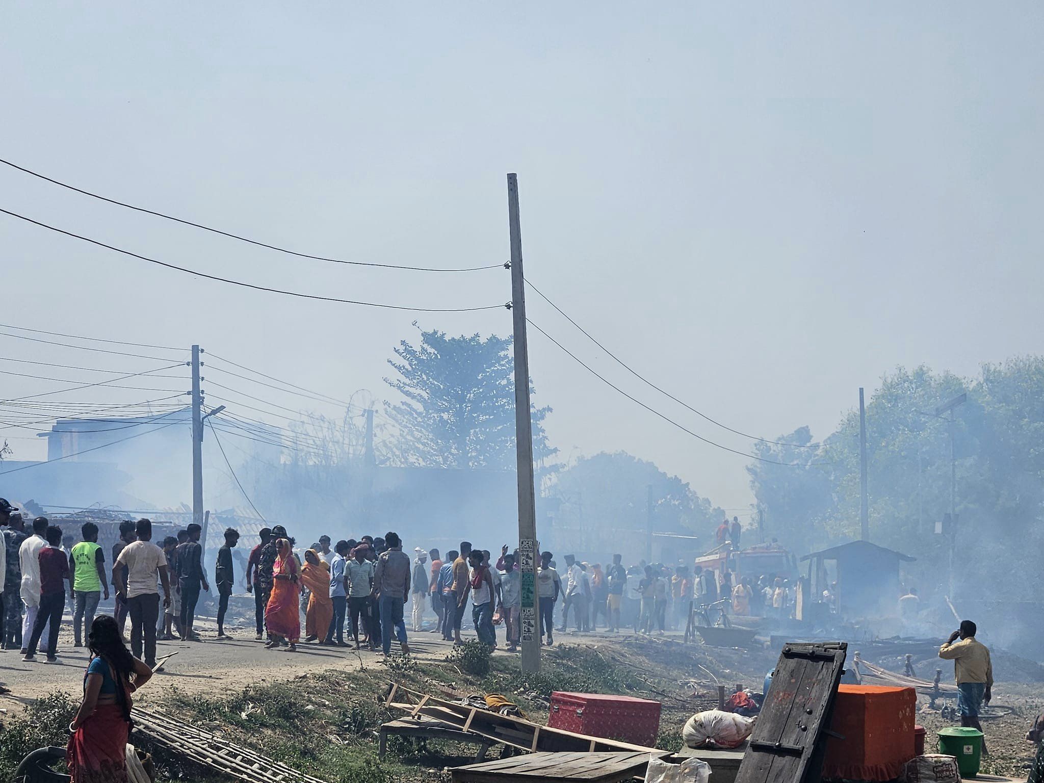 जरलहवामा आगलागीबाट दुई वटा बस्ती नै खरानी, ९७ घर जले