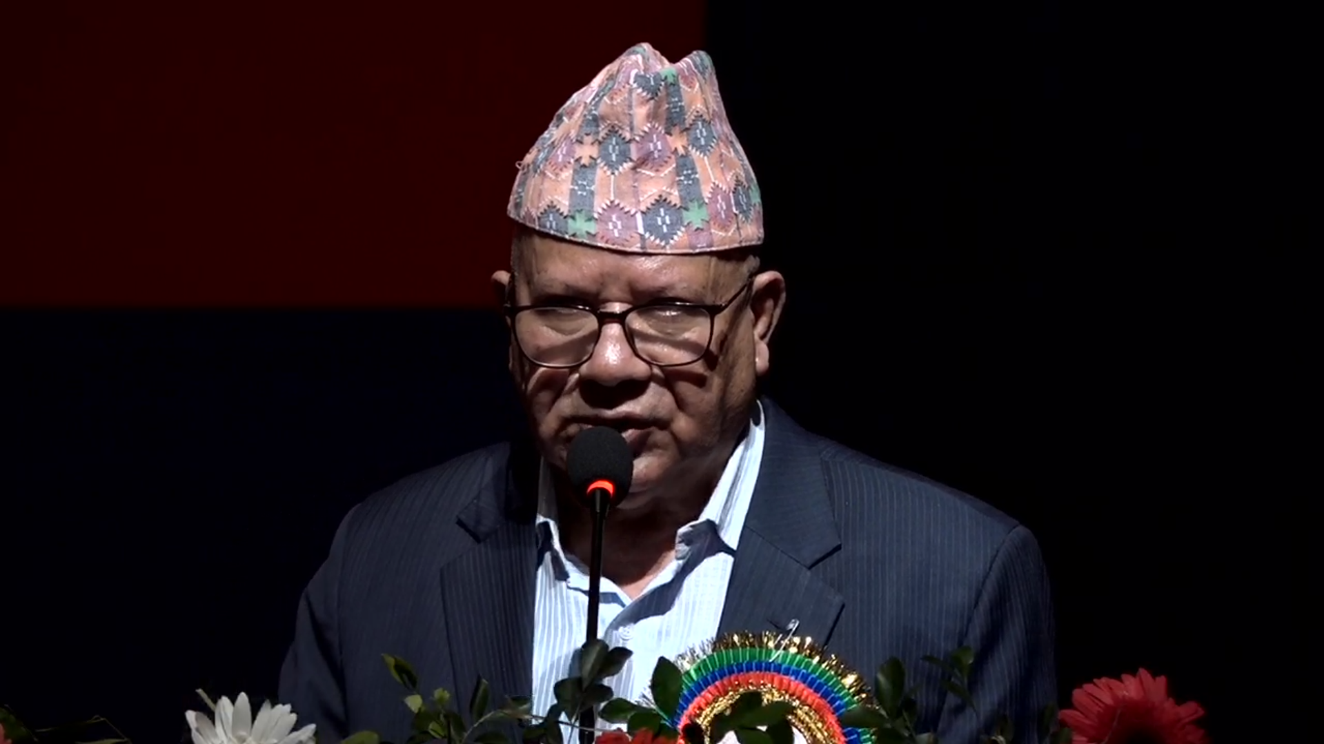 मैंले आफैले दशौं पटक फोन गर्दा पनि ओलीजी महाधिवेशनमा आउनुभएन : अध्यक्ष नेपाल