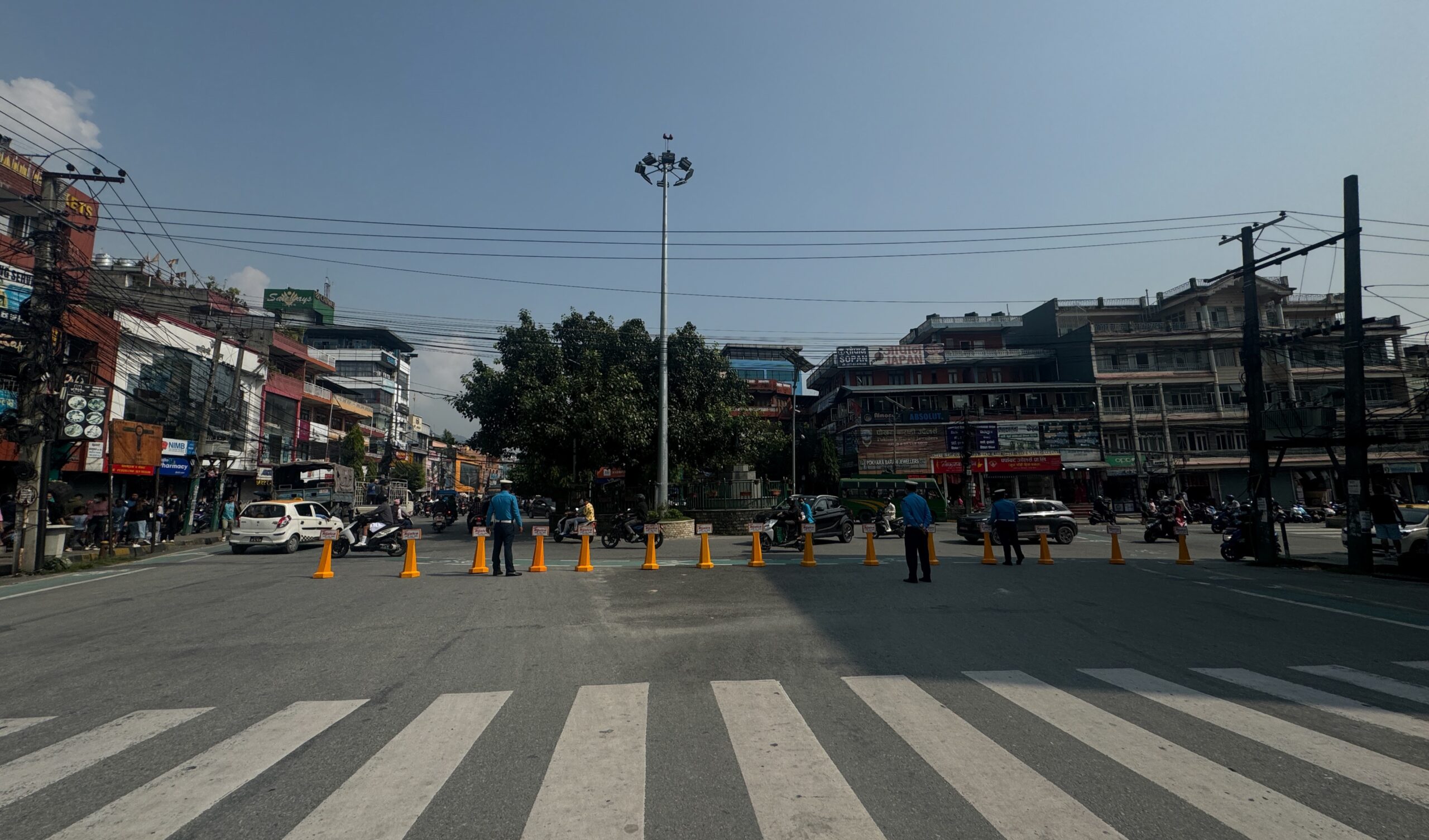 पोखराका केही क्षेत्रमा निषेधाज्ञा जारी, सहिदचोकमा नाराबाजी